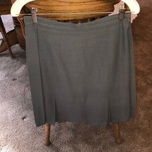 Grey skirt